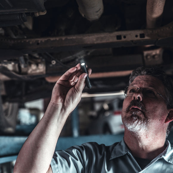 USB Rechargeable Mini LED Flashlight – 250 Lumens
Pocket LED Flashlight – High/Low Modes
Rechargeable Small Flashlight with Tail Switch
Compact LED Utility Flashlight – USB Charging
Mini EDC Flashlight – 250 Lumen Output