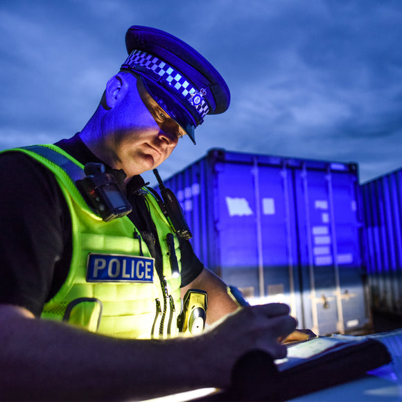 USB Rechargeable Mini LED Flashlight – 250 Lumens
Pocket LED Flashlight – High/Low Modes
Rechargeable Small Flashlight with Tail Switch
Compact LED Utility Flashlight – USB Charging
Mini EDC Flashlight – 250 Lumen Output